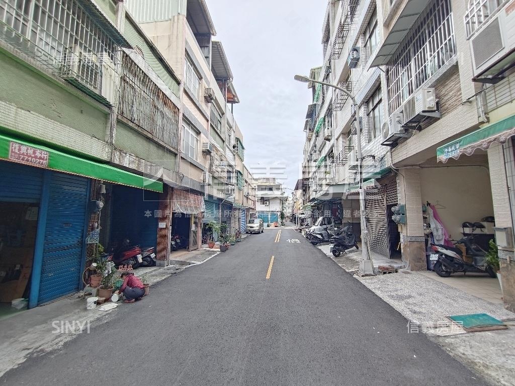 五甲商圈精美透天房屋室內格局與周邊環境