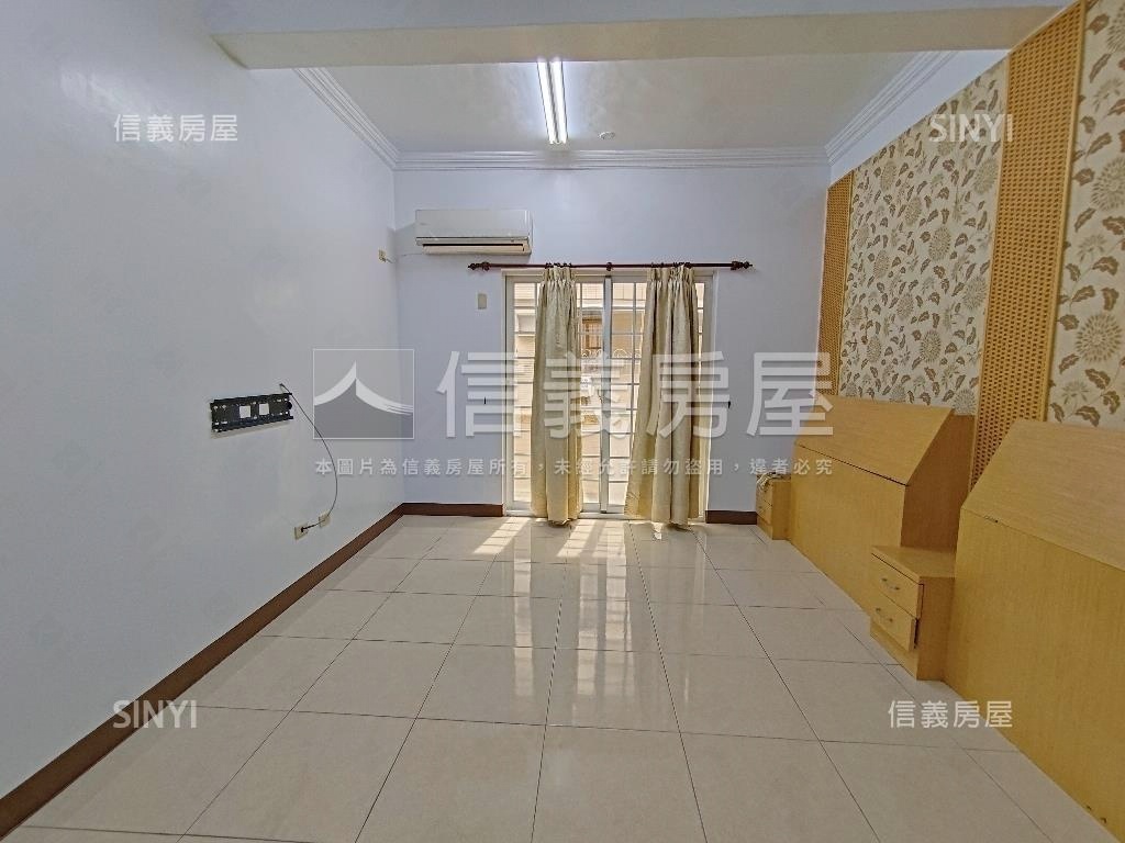 五甲商圈精美透天房屋室內格局與周邊環境