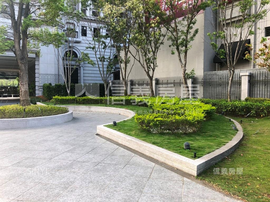 赫里翁臻愛大兩房平車房屋室內格局與周邊環境