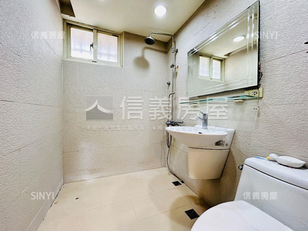 國泰。苑所房屋室內格局與周邊環境