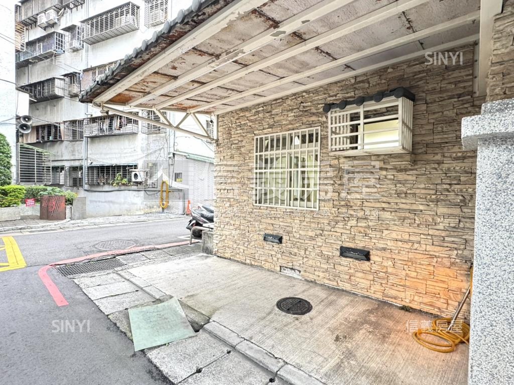 國泰。苑所房屋室內格局與周邊環境