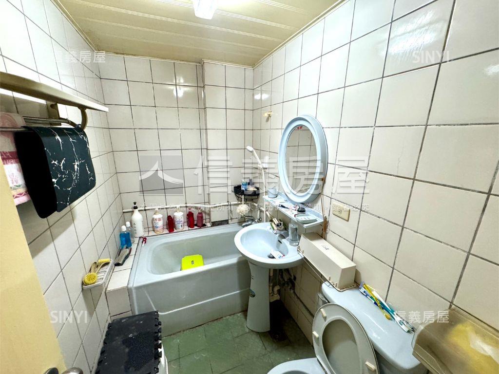 新案先看東區透店房屋室內格局與周邊環境