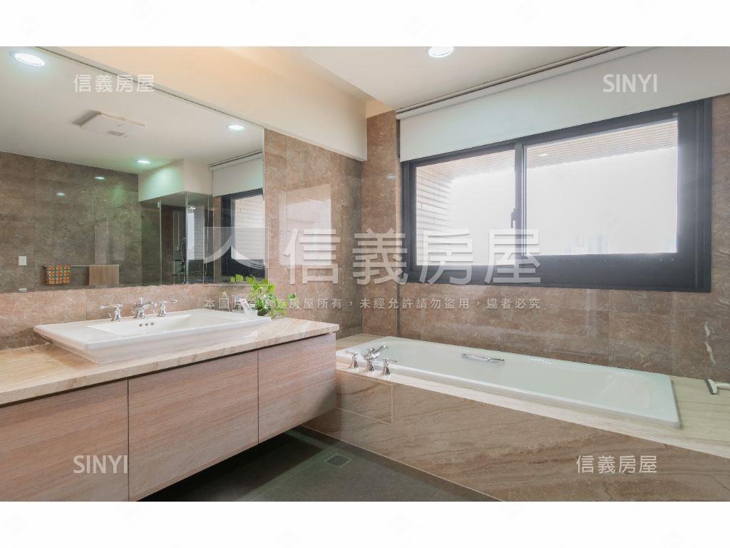 可介紹●精銳市政廳美裝潢房屋室內格局與周邊環境