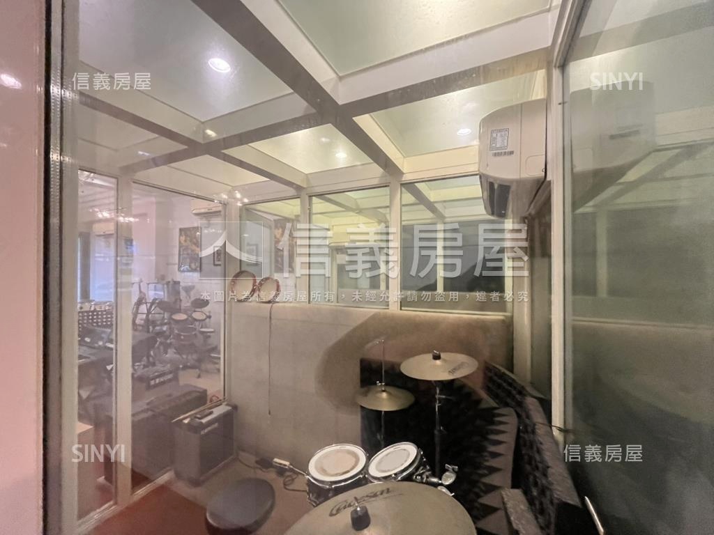 平東路透天店面房屋室內格局與周邊環境