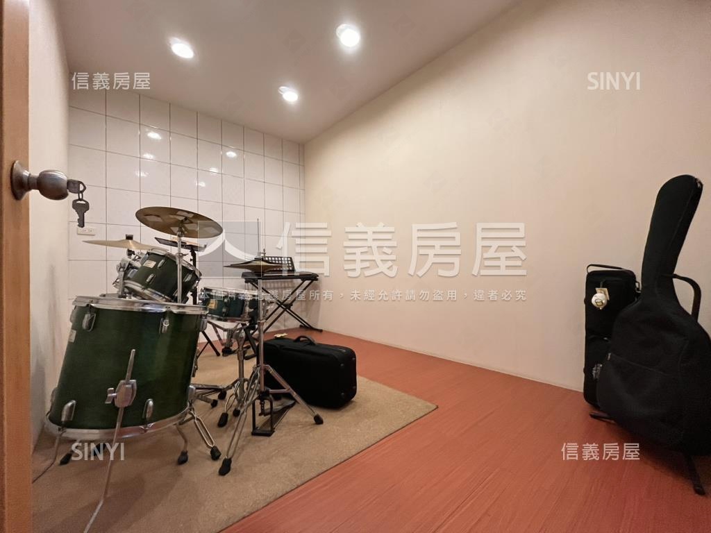 平東路透天店面房屋室內格局與周邊環境