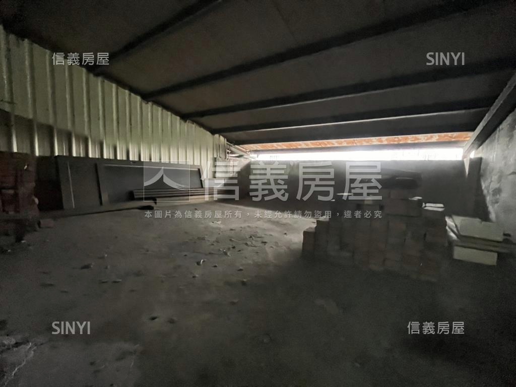 平東路透天店面房屋室內格局與周邊環境