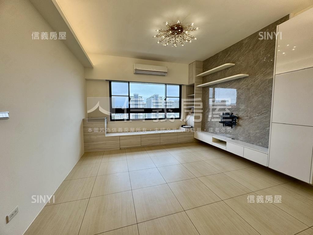 挪威麗園４房雙平面車位房屋室內格局與周邊環境