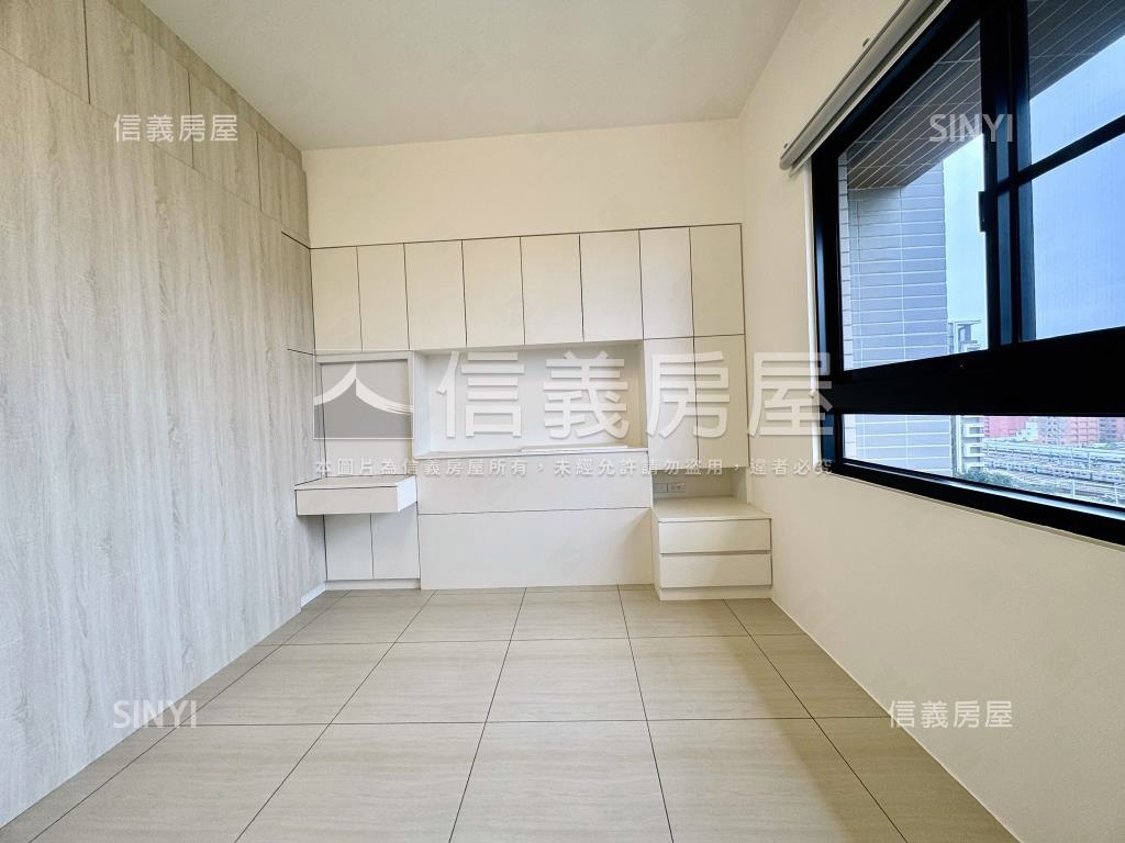 挪威麗園４房雙平面車位房屋室內格局與周邊環境