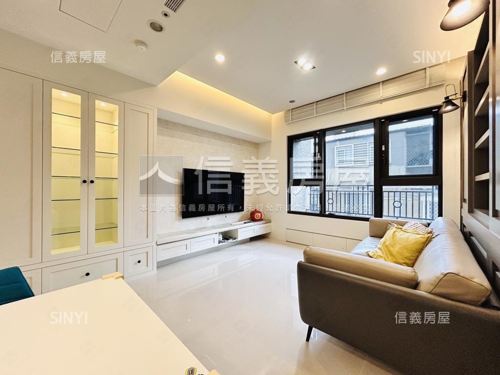 新潤峰耘３房帶坡平車位房屋室內格局與周邊環境