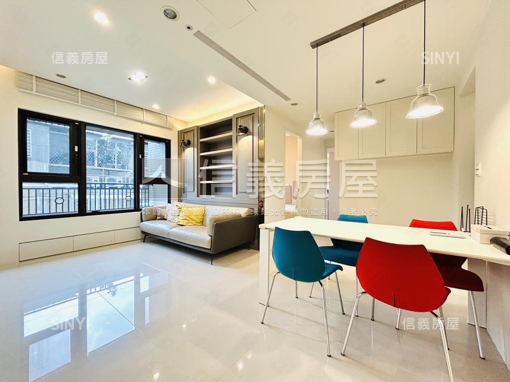 新潤峰耘３房帶坡平車位房屋室內格局與周邊環境