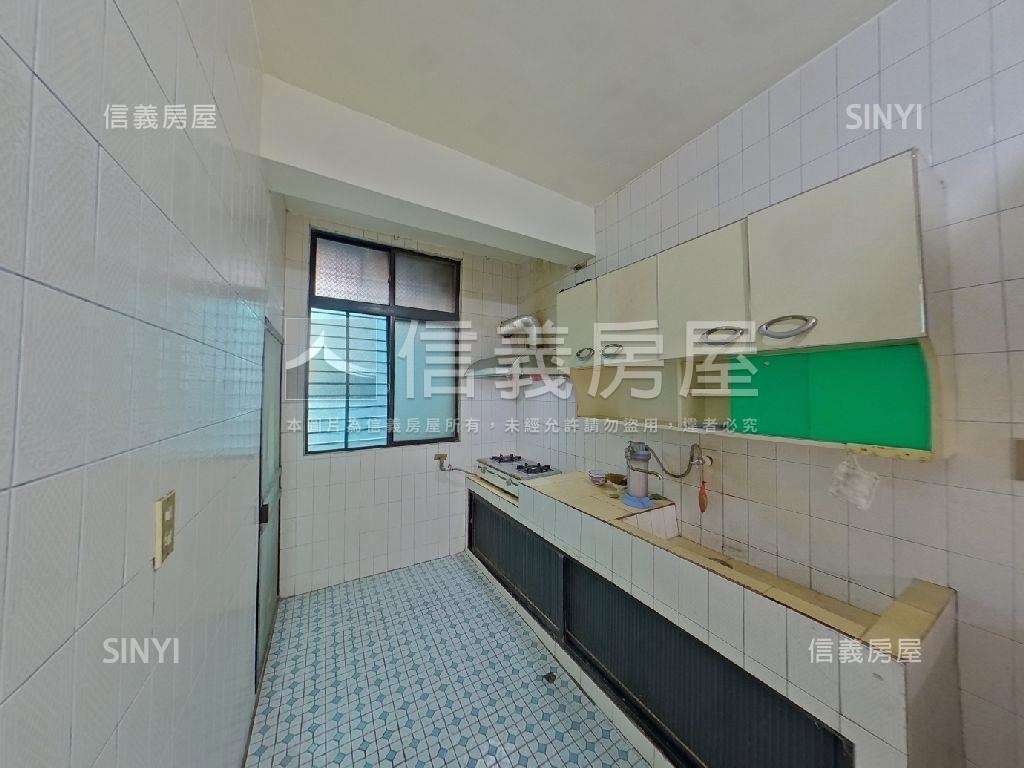 板南線海山站黃金美寓三樓房屋室內格局與周邊環境