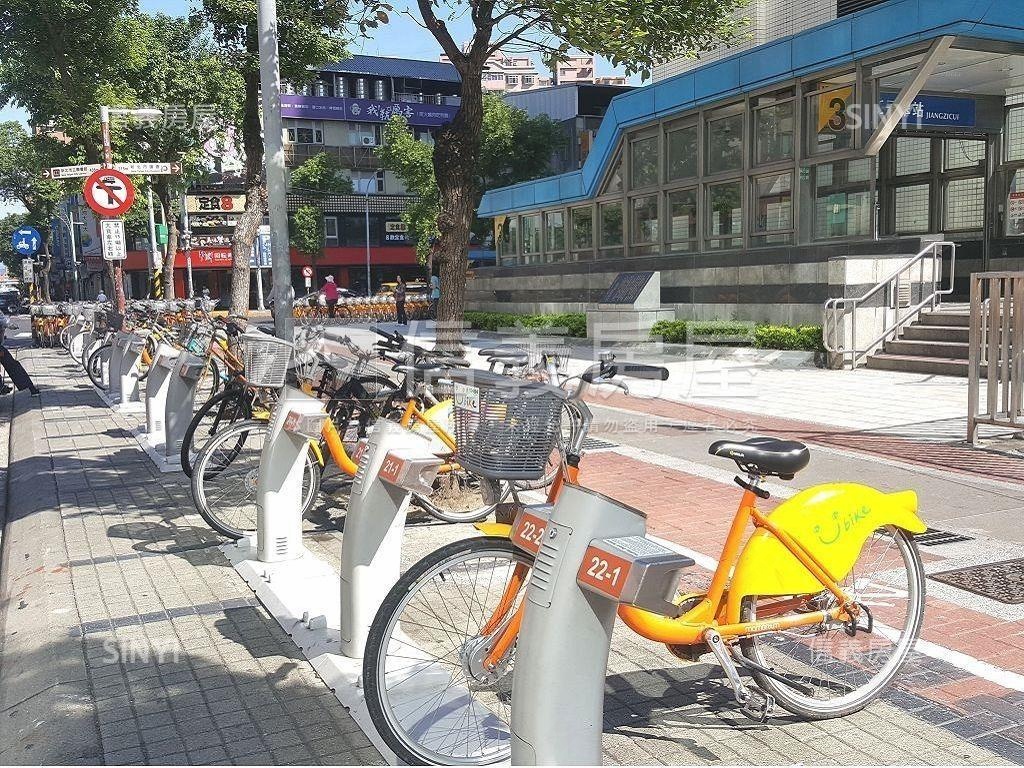 ★昇陽文化馥都三房車位★房屋室內格局與周邊環境