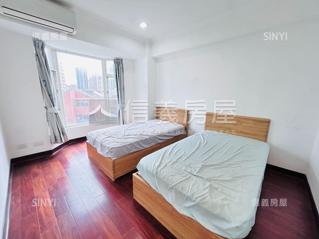 巴黎伯爵三房車位房屋室內格局與周邊環境