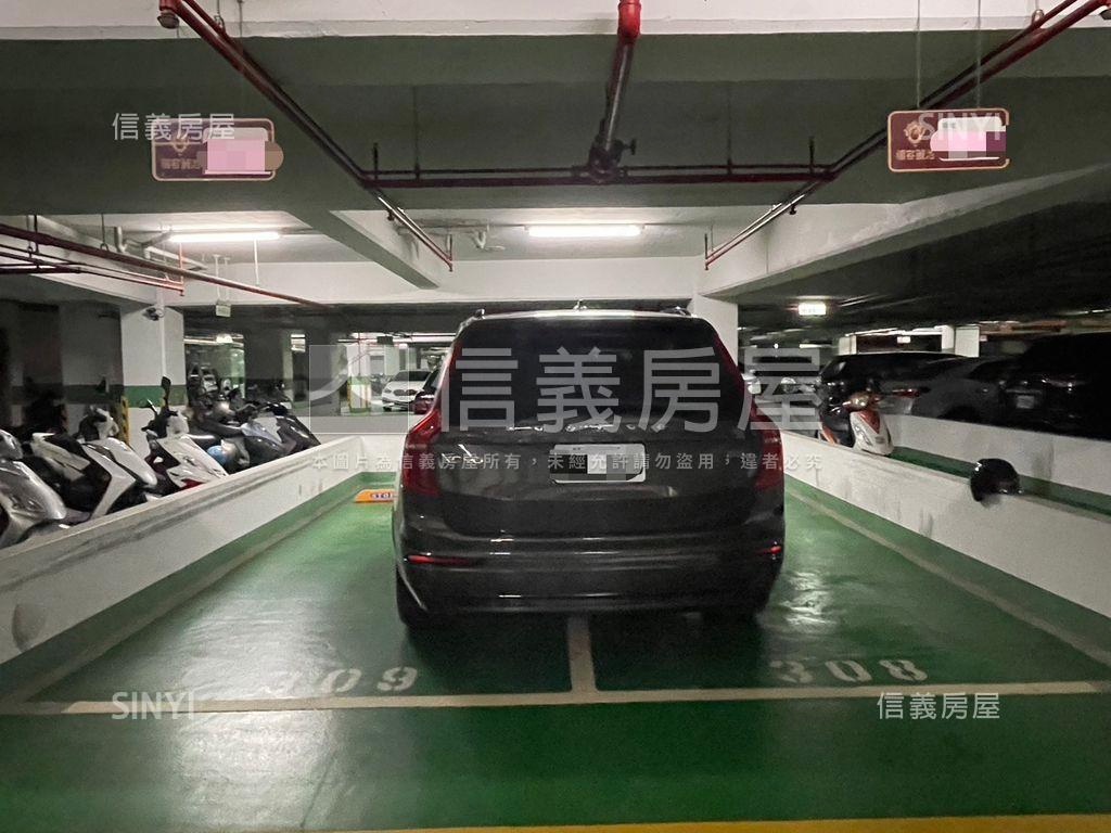 穩定收租，學區雙層金店面房屋室內格局與周邊環境