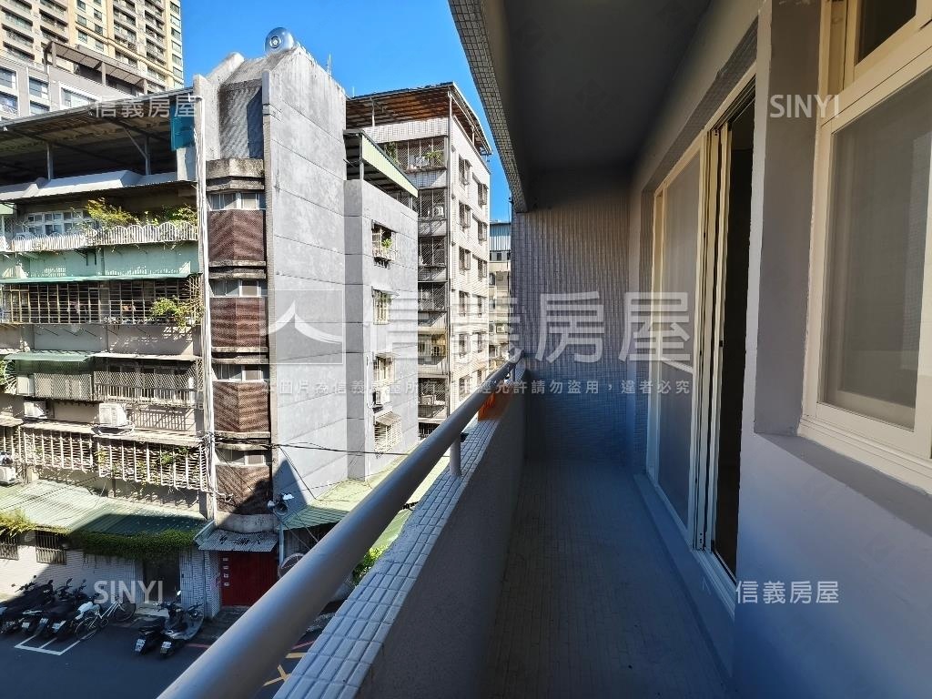 秀朗獨戶亮麗三房房屋室內格局與周邊環境