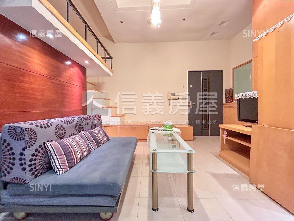世貿派對挑高大落地窗房屋室內格局與周邊環境