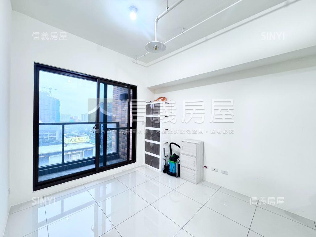 面領航南發財樓３房車位房屋室內格局與周邊環境