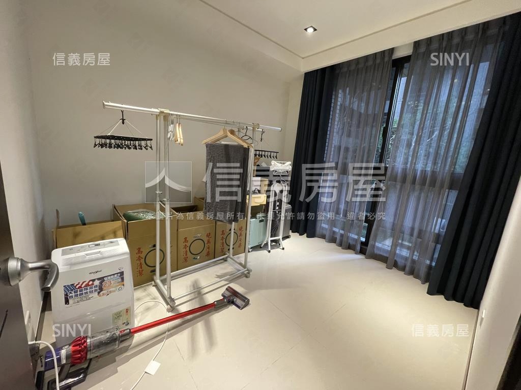 奧斯卡樹景大戶房屋室內格局與周邊環境