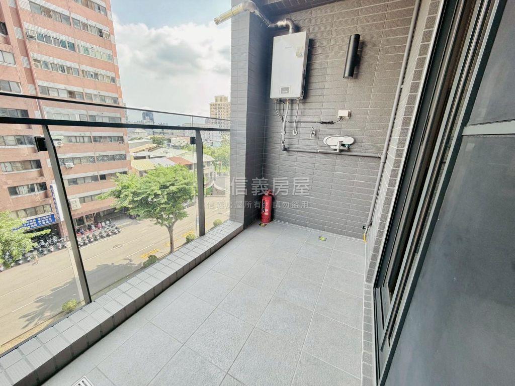 藍圖講義兩房車位房屋室內格局與周邊環境