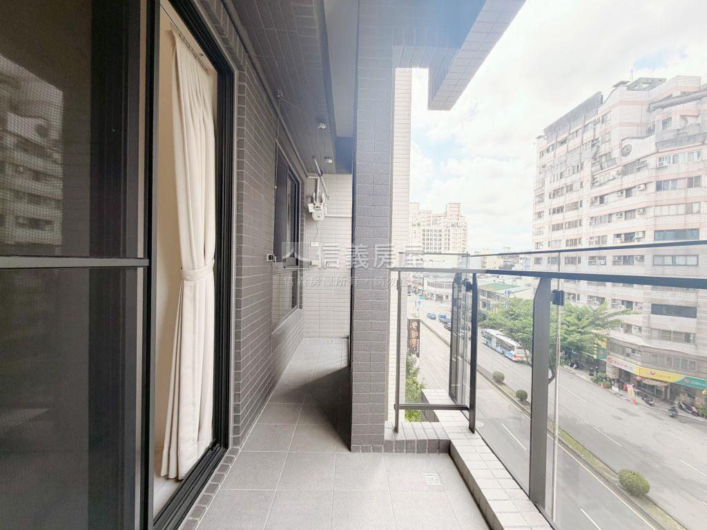 藍圖講義兩房車位房屋室內格局與周邊環境