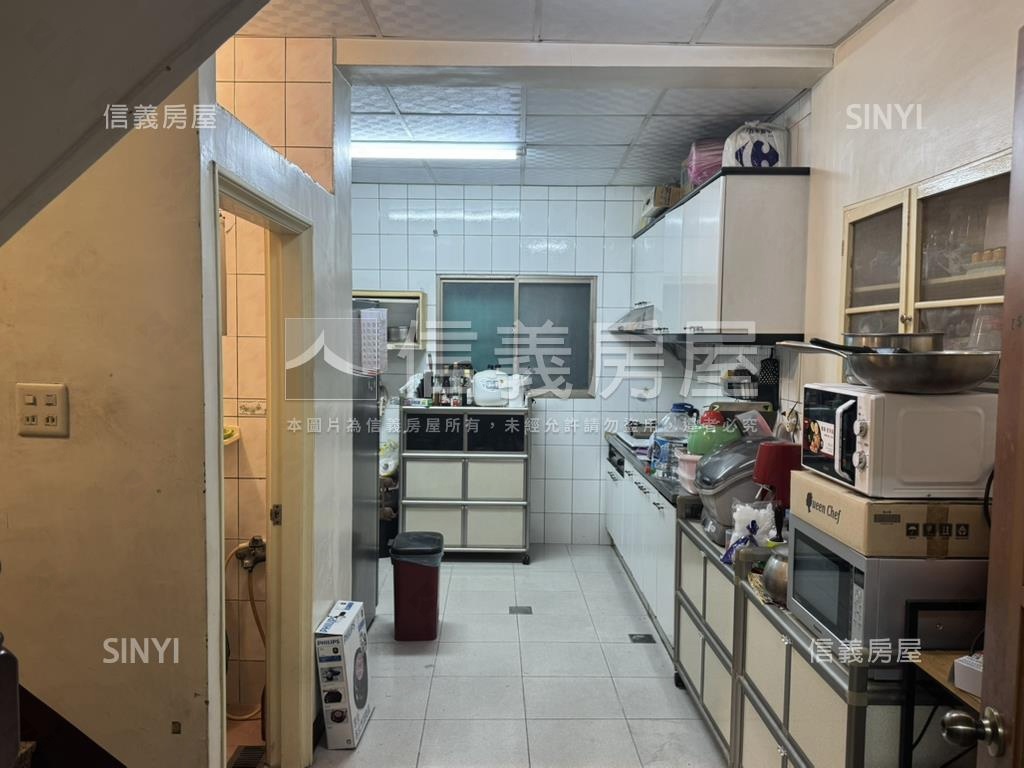 近南紡活巷透天房屋室內格局與周邊環境