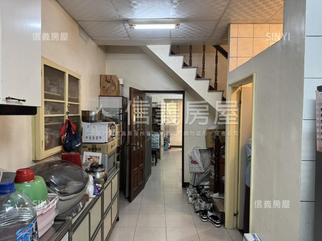 近南紡活巷透天房屋室內格局與周邊環境