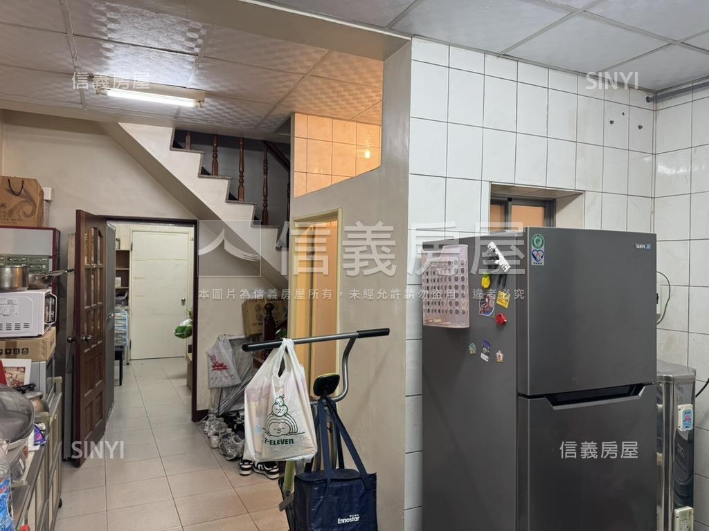 近南紡活巷透天房屋室內格局與周邊環境