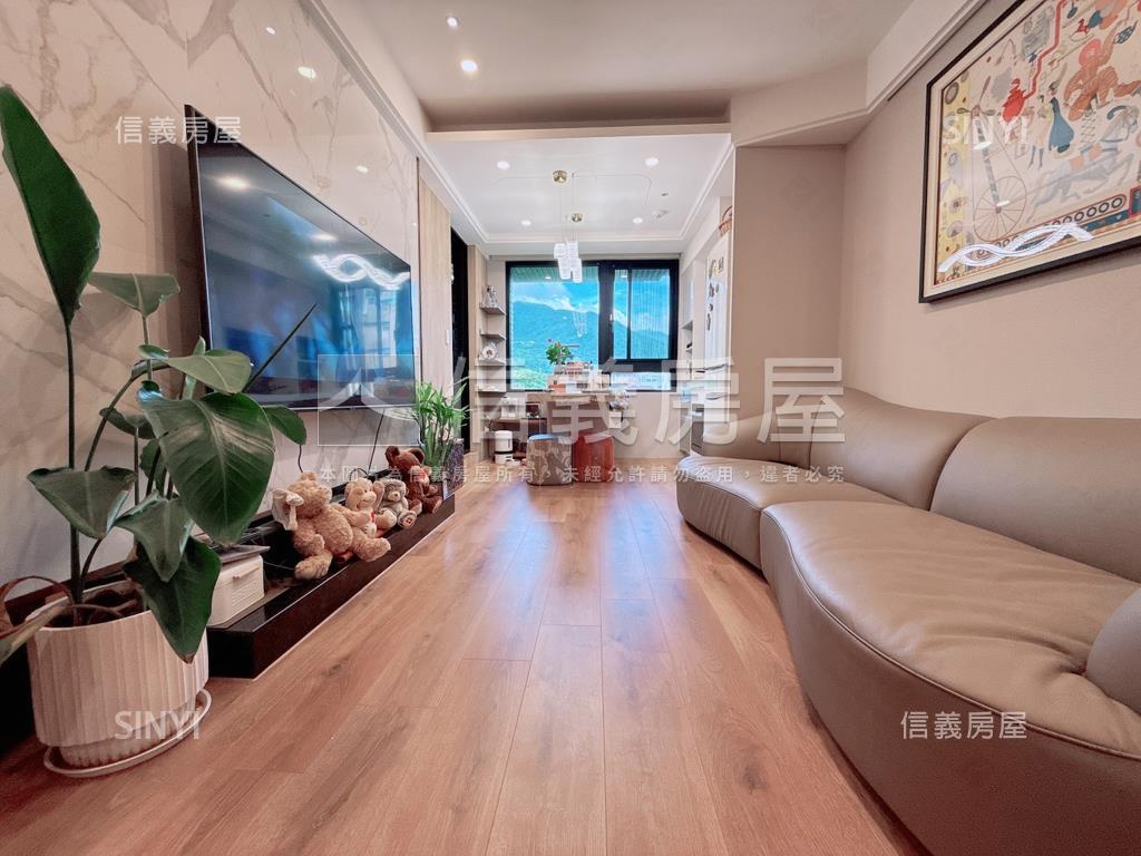 開闊山景精美兩房房屋室內格局與周邊環境