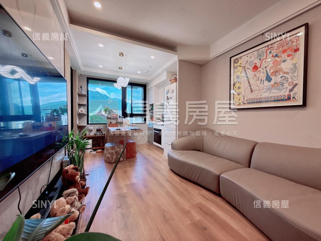 開闊山景精美兩房房屋室內格局與周邊環境