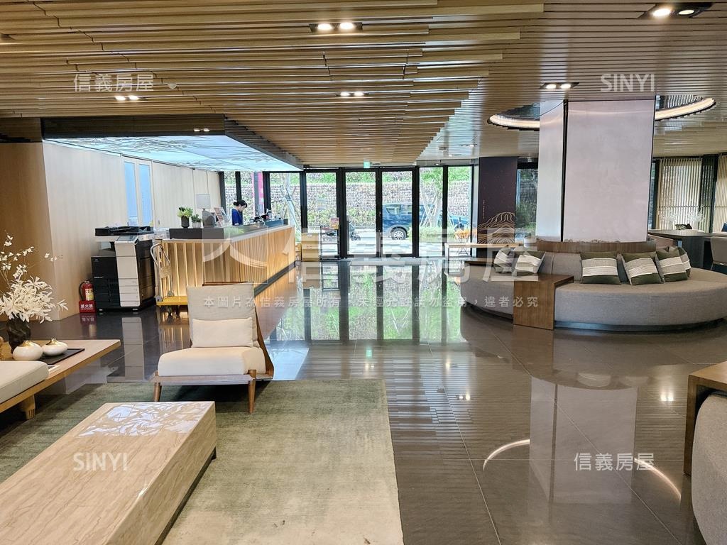 開闊山景精美兩房房屋室內格局與周邊環境
