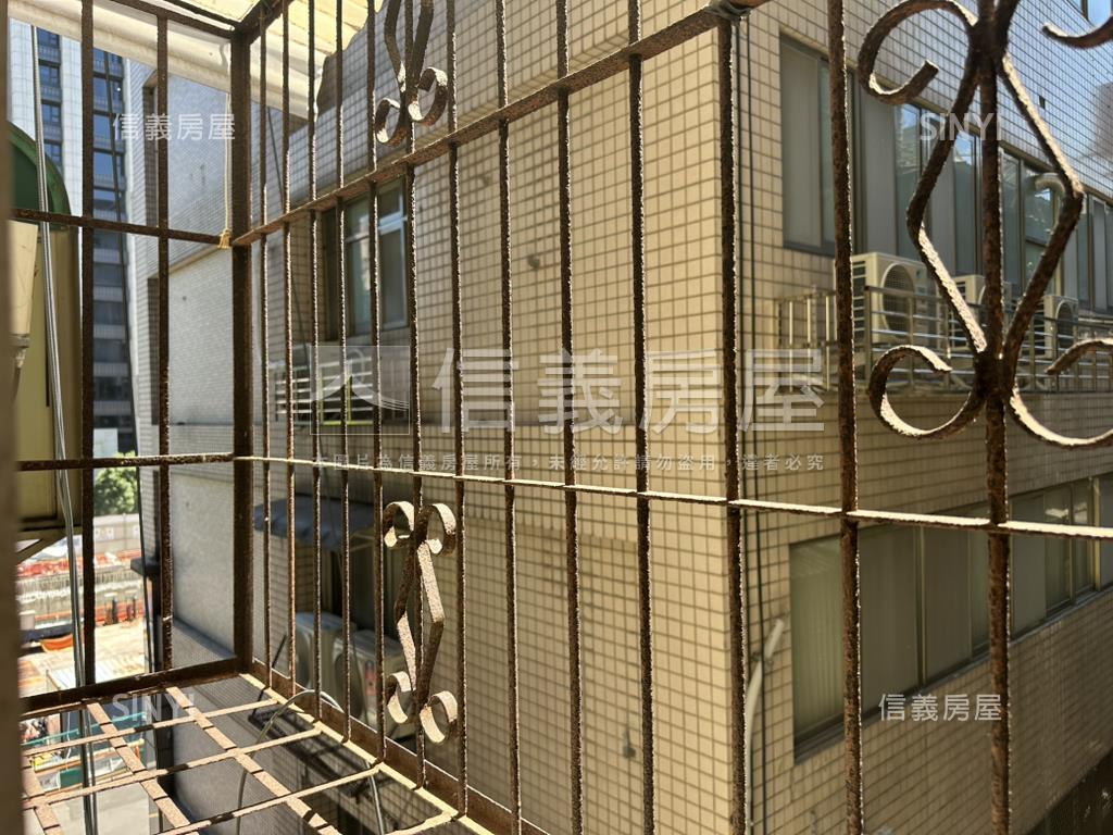 近晶華酒店稀有套房房屋室內格局與周邊環境