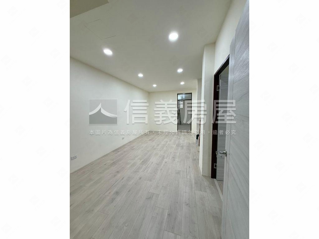 龍昌路前後臨路透天房屋室內格局與周邊環境