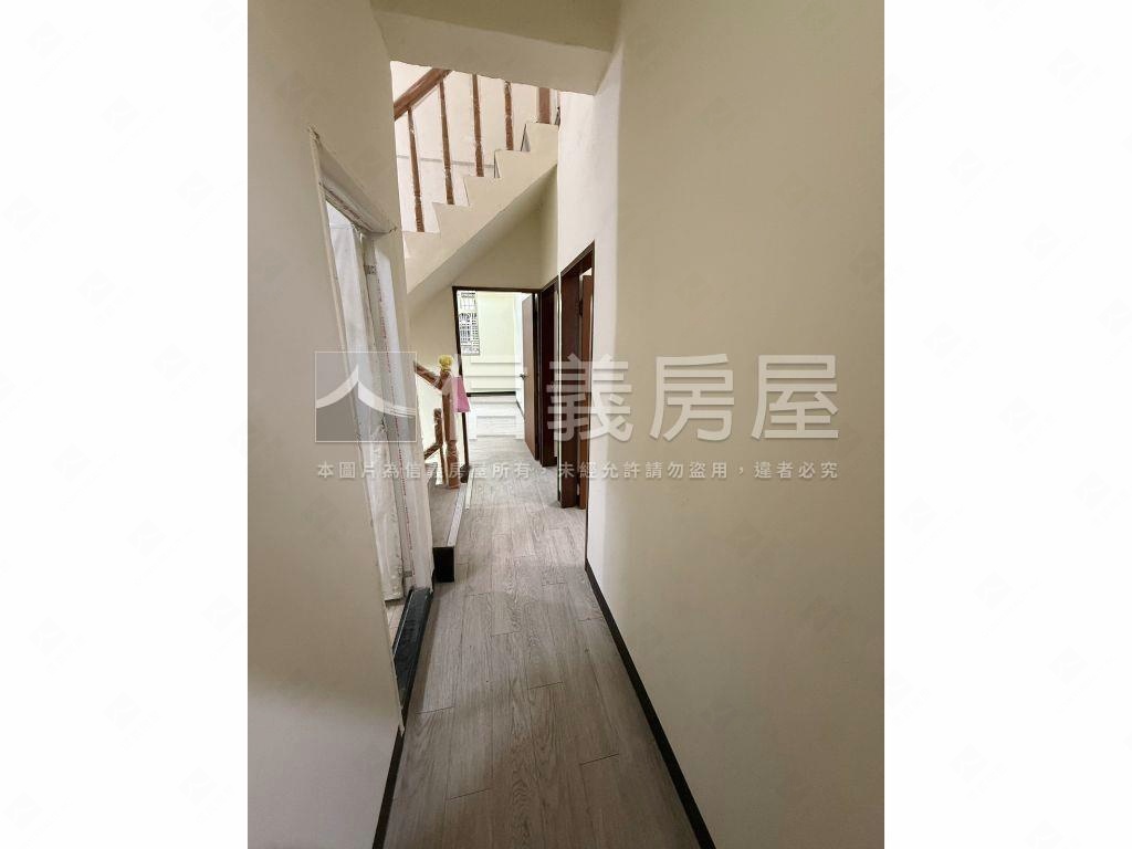 龍昌路前後臨路透天房屋室內格局與周邊環境