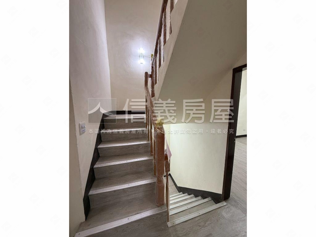 龍昌路前後臨路透天房屋室內格局與周邊環境