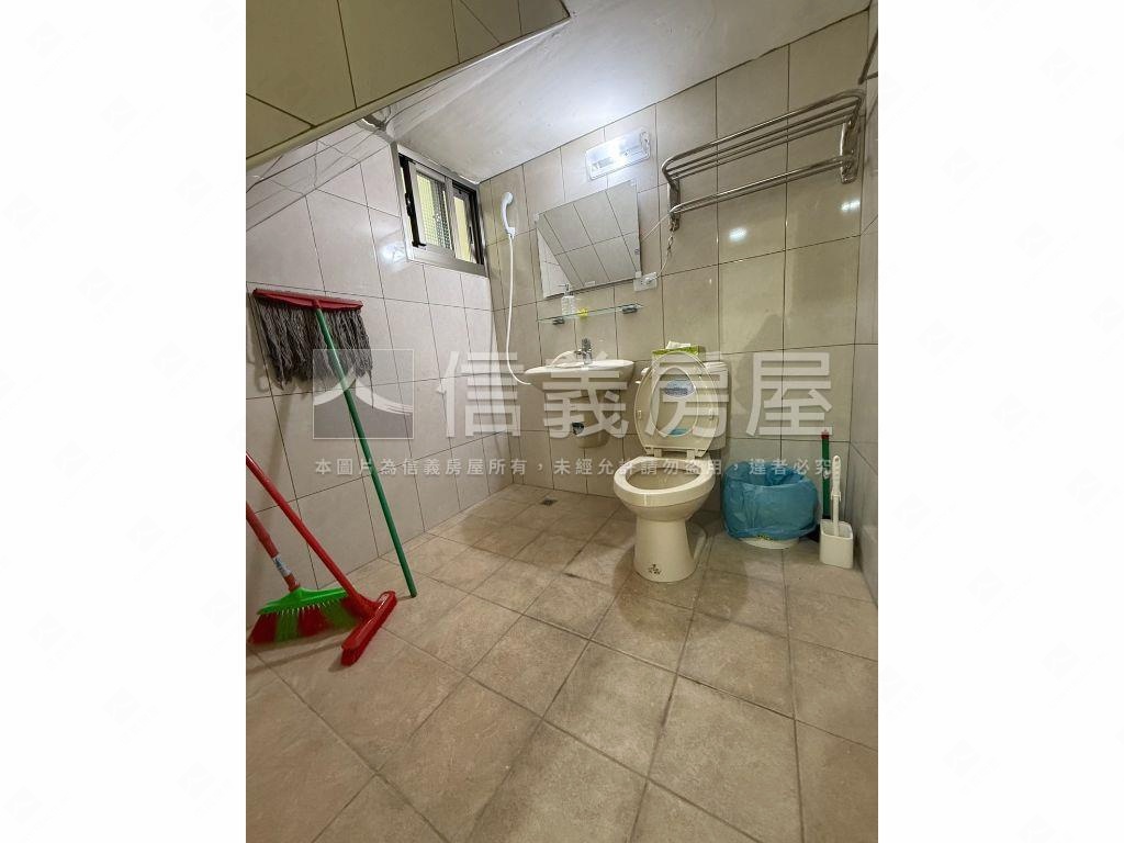 龍昌路前後臨路透天房屋室內格局與周邊環境