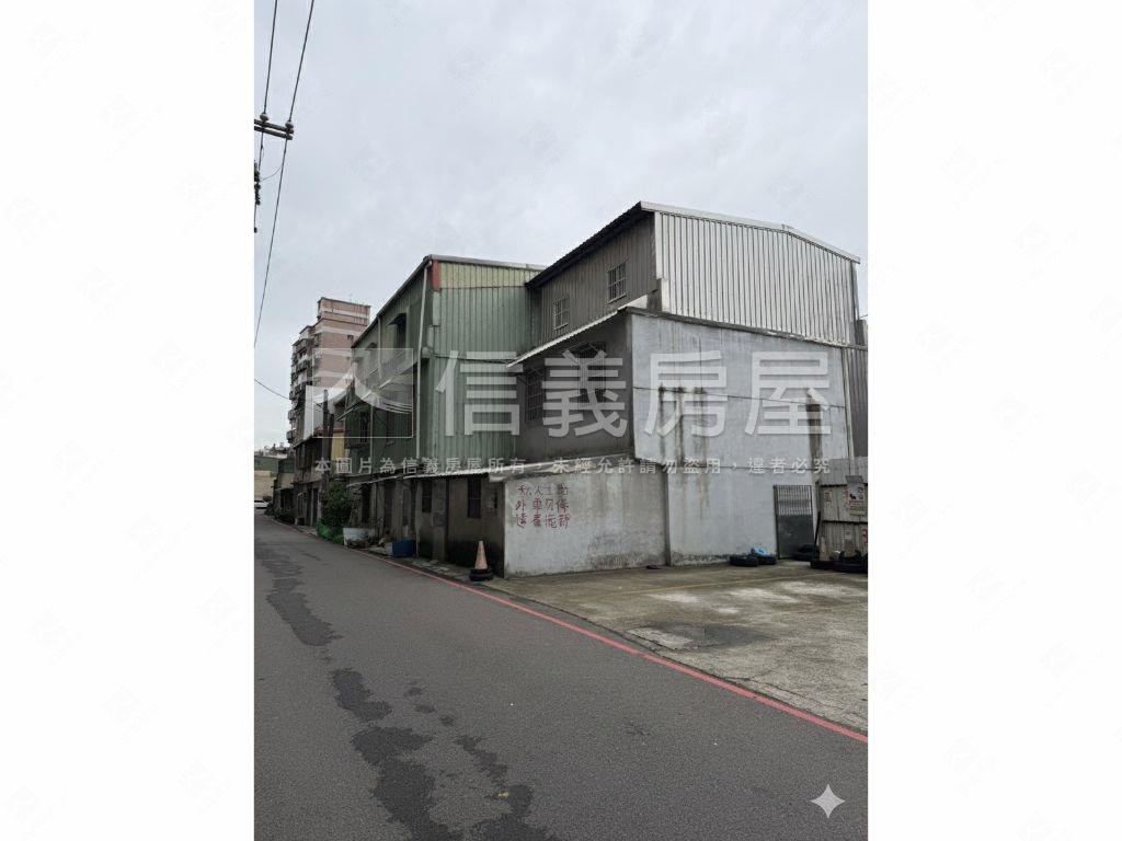 龍昌路前後臨路透天房屋室內格局與周邊環境