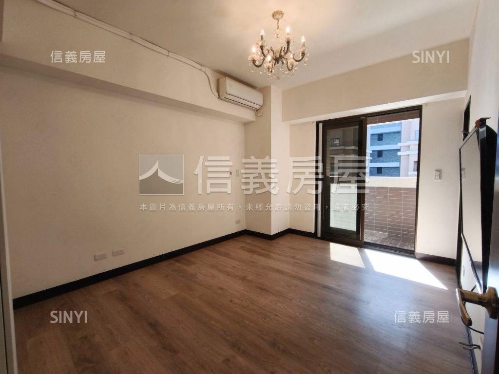 Ａ１８樺龍三房中高樓層房屋室內格局與周邊環境