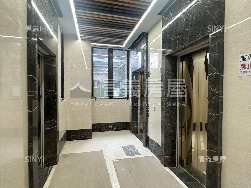 捷運南京光北七樓辦公房屋室內格局與周邊環境