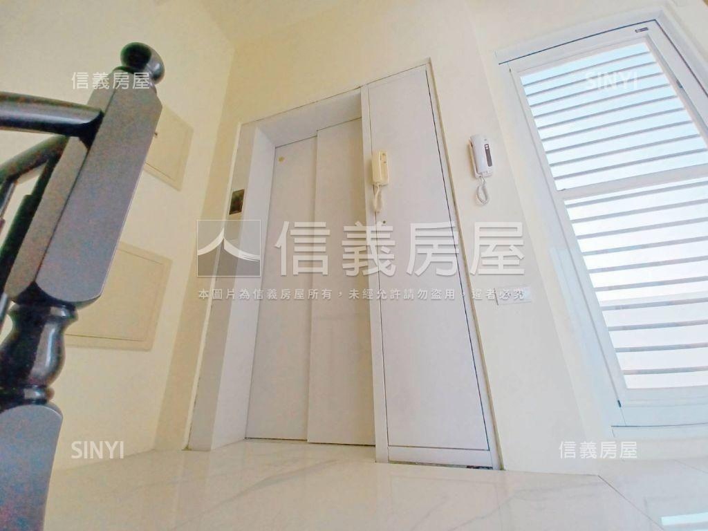 近南科全新面寬車墅房屋室內格局與周邊環境