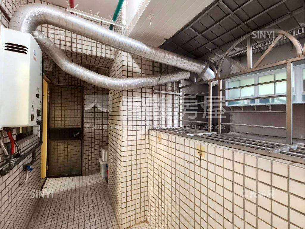 大公園華廈邊間四房房屋室內格局與周邊環境