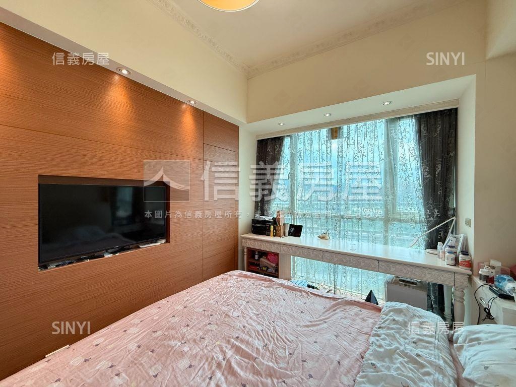 經貿水岸三房車位房屋室內格局與周邊環境