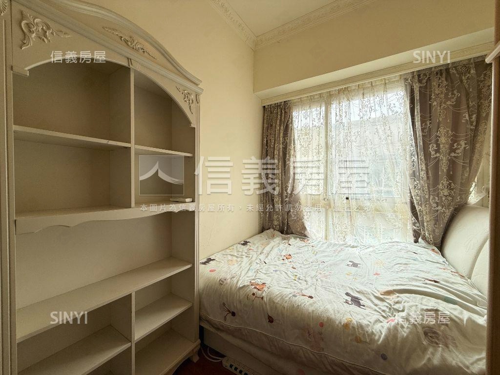 經貿水岸三房車位房屋室內格局與周邊環境