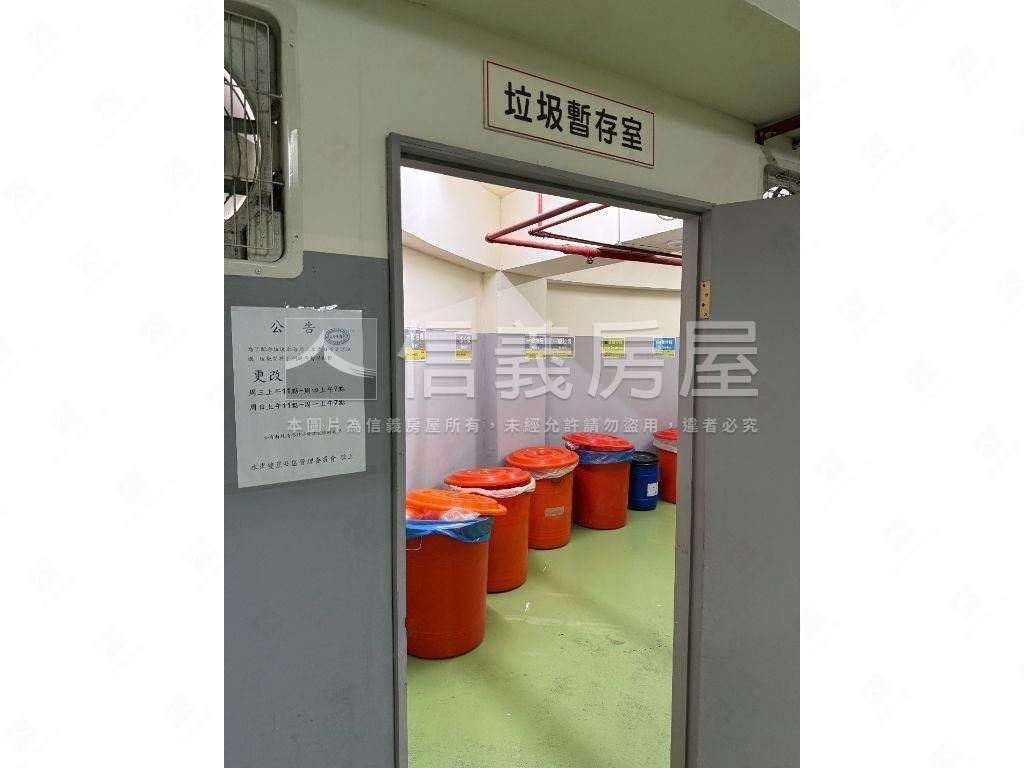 經貿水岸三房車位房屋室內格局與周邊環境