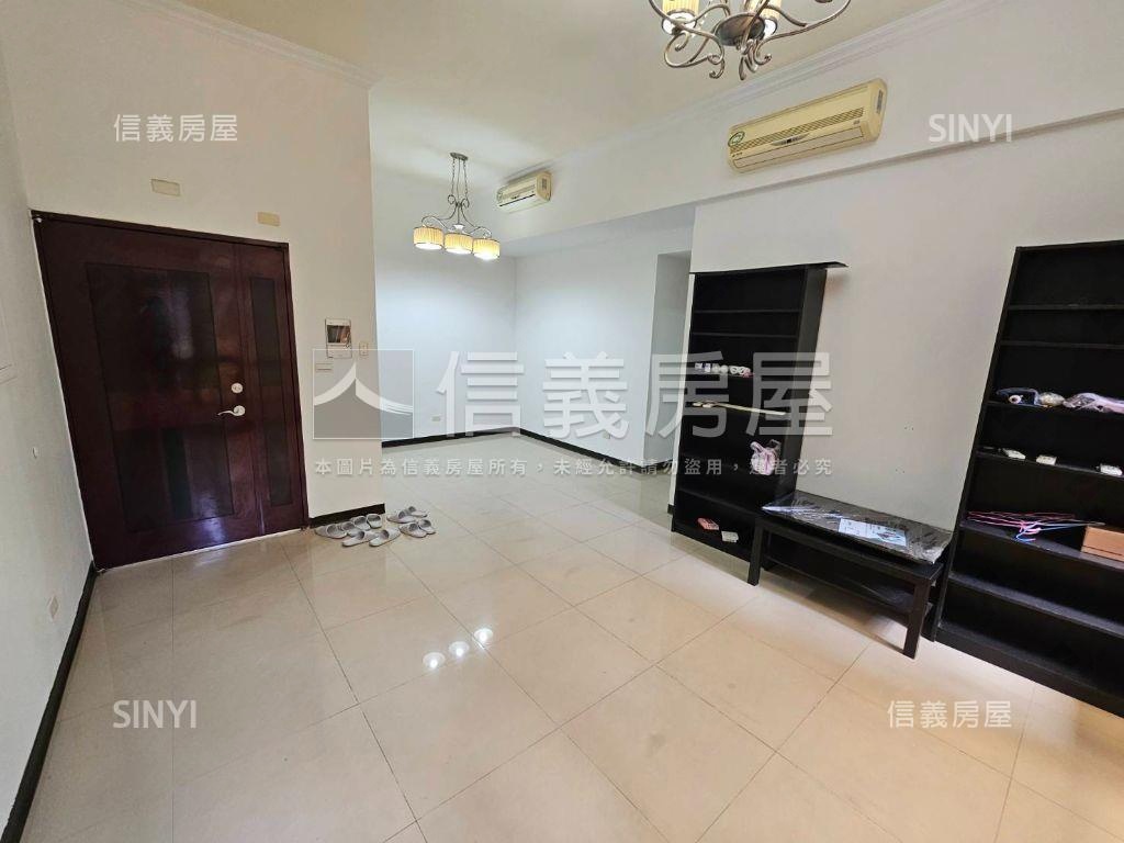 園區風華三房帶車位房屋室內格局與周邊環境