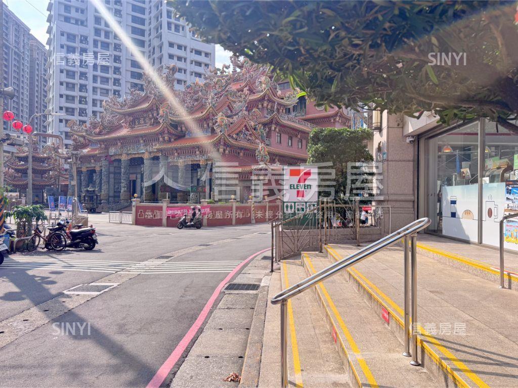 頂溪仁愛公園角窗連鎖店面房屋室內格局與周邊環境