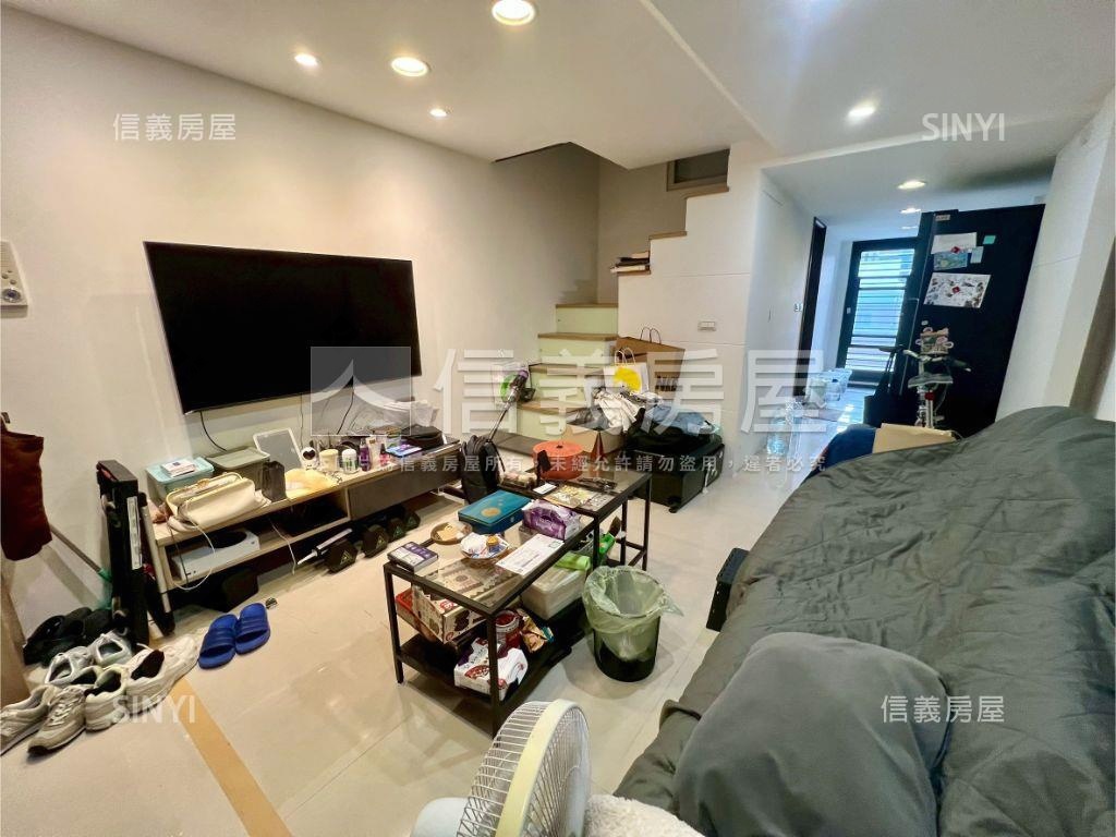 高鐵京站平車精品露臺戶房屋室內格局與周邊環境