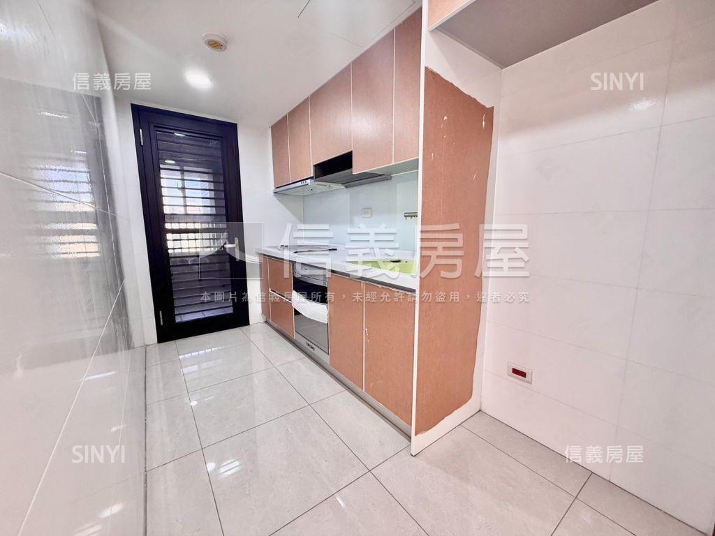 全新大櫻國３視野兩房平車房屋室內格局與周邊環境