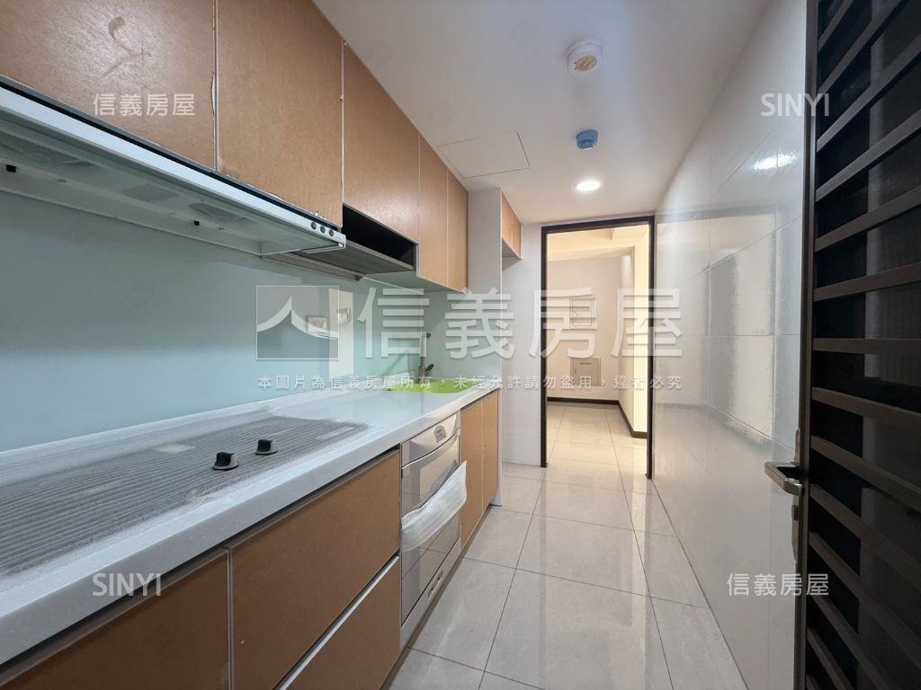 全新大櫻國３視野兩房平車房屋室內格局與周邊環境