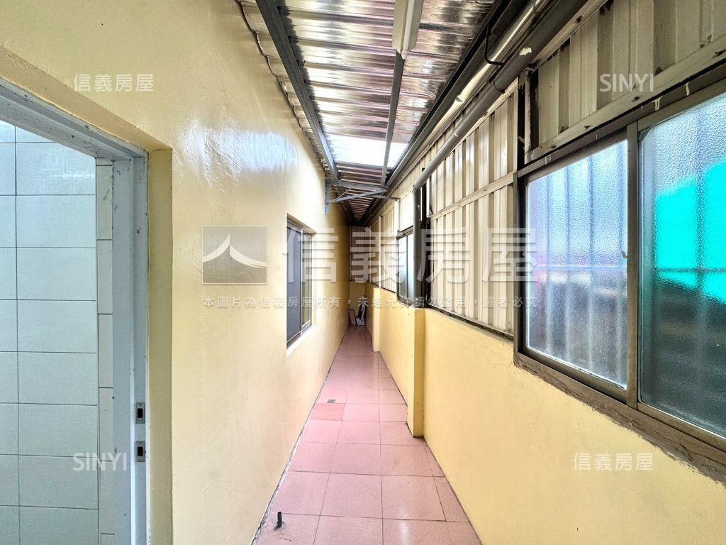 安定港子尾整新車墅房屋室內格局與周邊環境