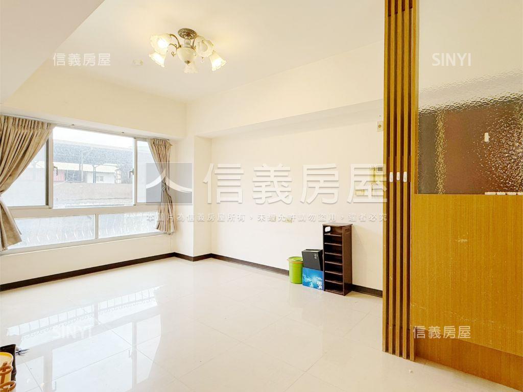 合康三房＋Ｂ２坡平車位房屋室內格局與周邊環境